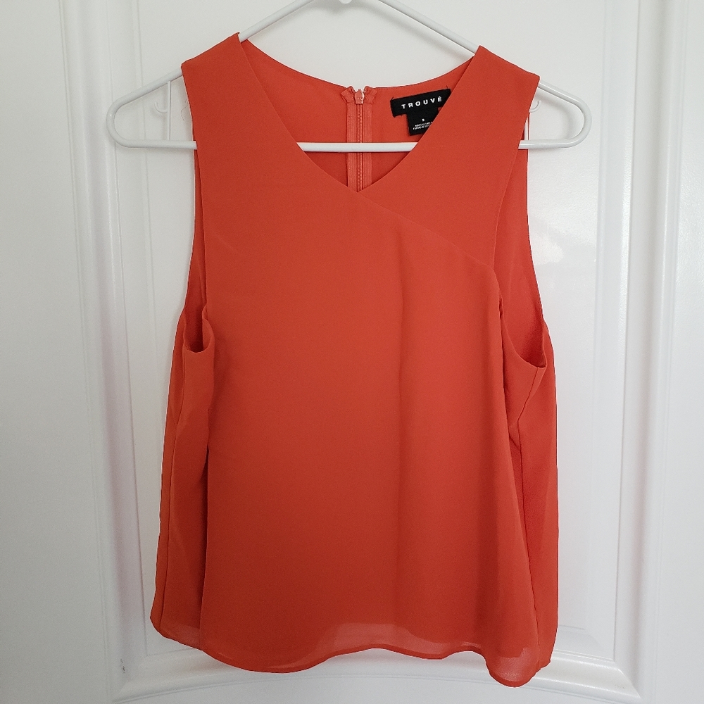 Trouve Red Sleeveless Top